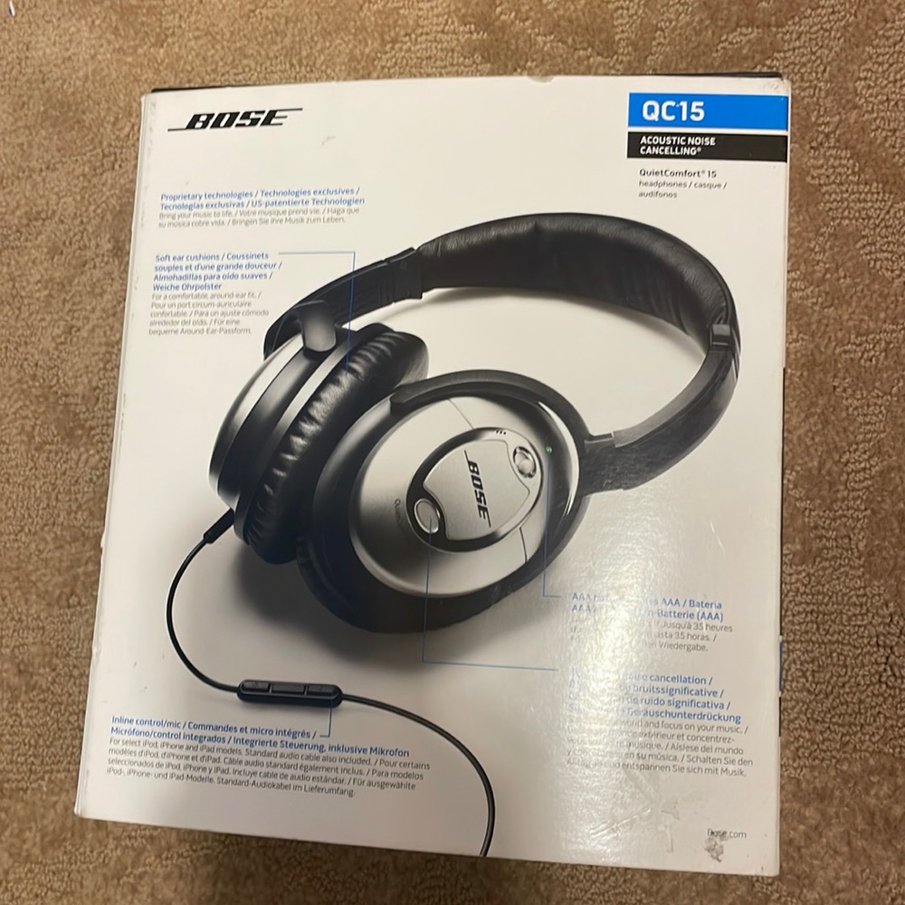 BOSE case. Includes cables. Does not include noise canceling headph…